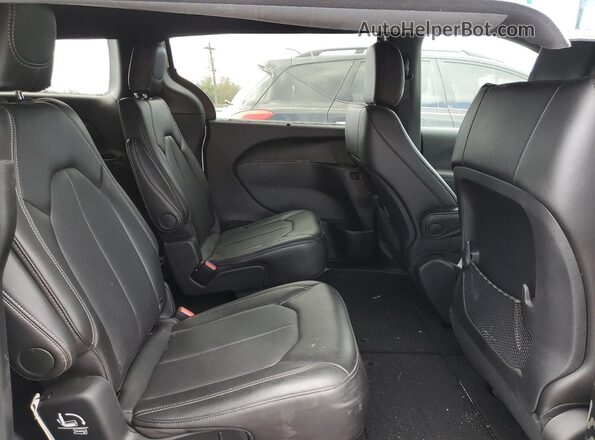 2C4RC1CG2SR571530 2025 CHRYSLER VOYAGER White Вид задньої частини салону