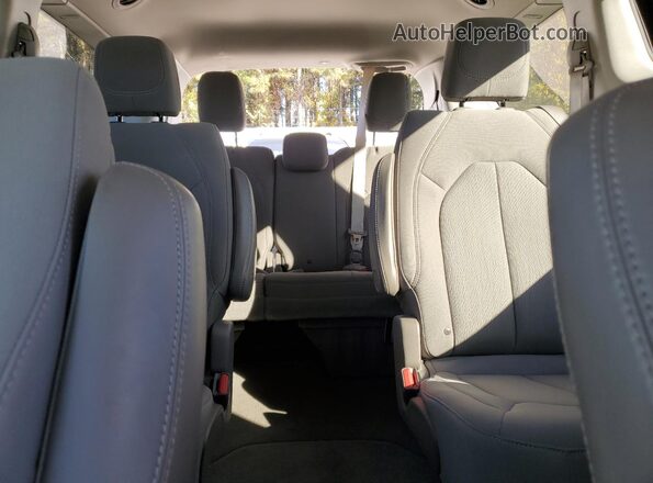 2C4RC1CG4LR131178 2020 CHRYSLER VOYAGER Blue უკანა სავარძლების ხედი