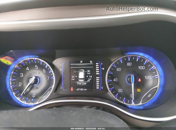 2C4RC1CG4PR511658 2023 CHRYSLER VOYAGER Silver Вид задніх сидінь