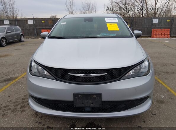 2C4RC1CG4PR511658 2023 CHRYSLER VOYAGER Silver Вид щитка приладів