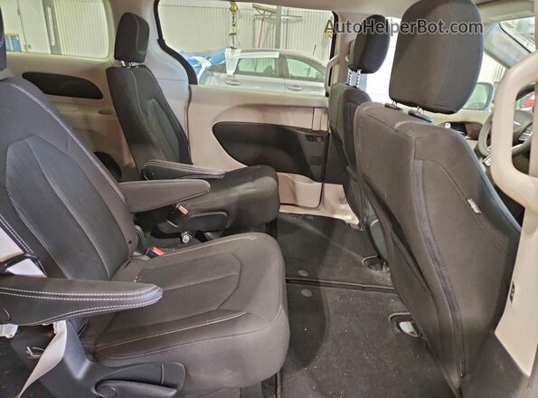 2C4RC1CG5PR551103 2023 CHRYSLER VOYAGER White Rear interior view