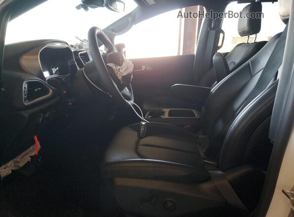 2C4RC1CG5SR525254 2025 CHRYSLER VOYAGER Белый Вид салона спереди