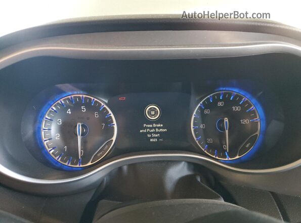 2C4RC1CG5SR525254 2025 CHRYSLER VOYAGER Белый Вид щитка приборов