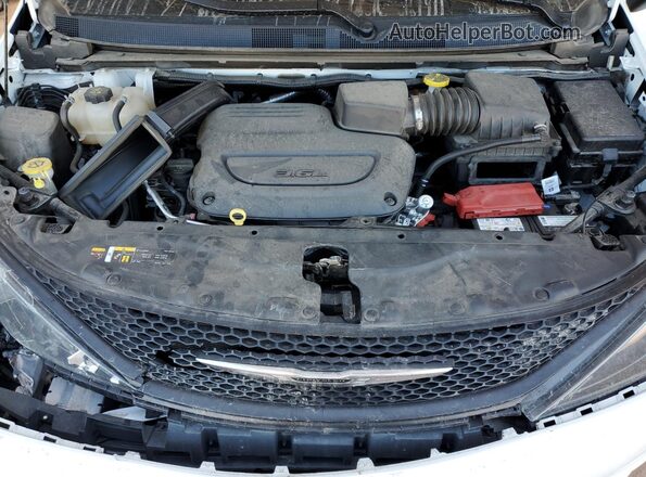 2C4RC1CGXPR551050 2023 CHRYSLER VOYAGER White Widok komory silnika