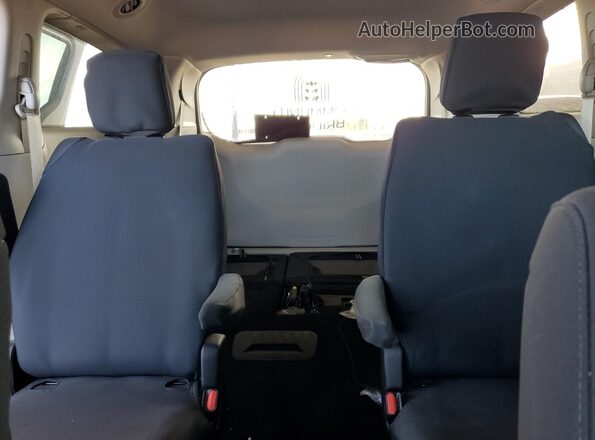 2C4RC1CGXPR551050 2023 CHRYSLER VOYAGER White Widok tylnych siedzeń
