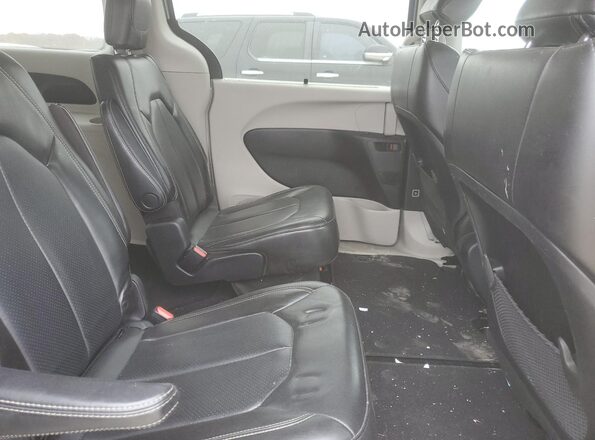 2C4RC1DG1LR163939 2020 CHRYSLER VOYAGER Blue Widok wnętrza z tyłu
