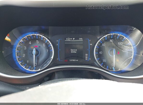 2C4RC1DG6LR168425 2020 CHRYSLER VOYAGER Черный Вид задних сидений