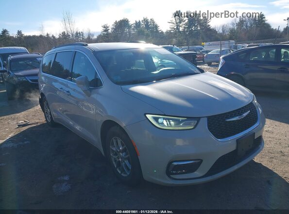 2C4RC1FG3MR514929 2021 CHRYSLER PACIFICA White Rear interior view