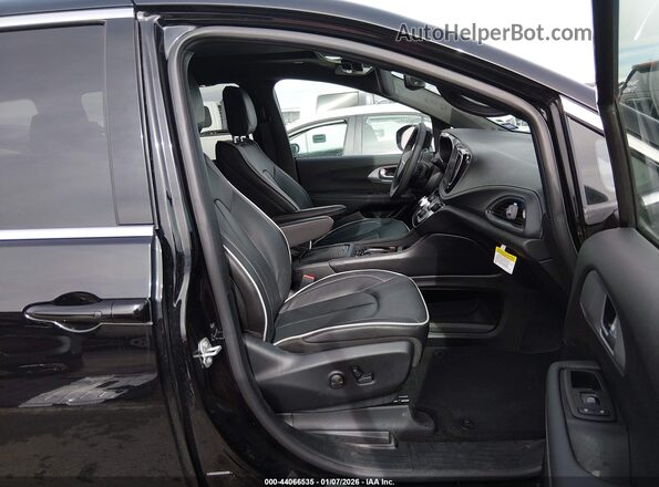 2C4RC1GG0TR176418 2026 CHRYSLER PACIFICA Black Widok wnętrza z przodu