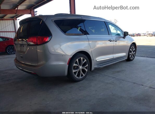 2C4RC1GG1HR504517 2017 CHRYSLER PACIFICA Silver Задня права чверть
