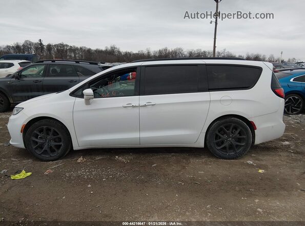2C4RC1GG8NR183104 2022 CHRYSLER PACIFICA White Панорамний вид салону 360°