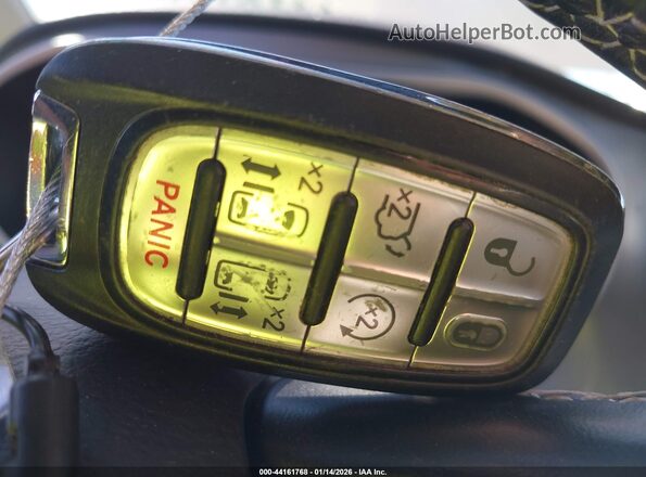 2C4RC1L71MR605878 2021 CHRYSLER PACIFICA Черный 