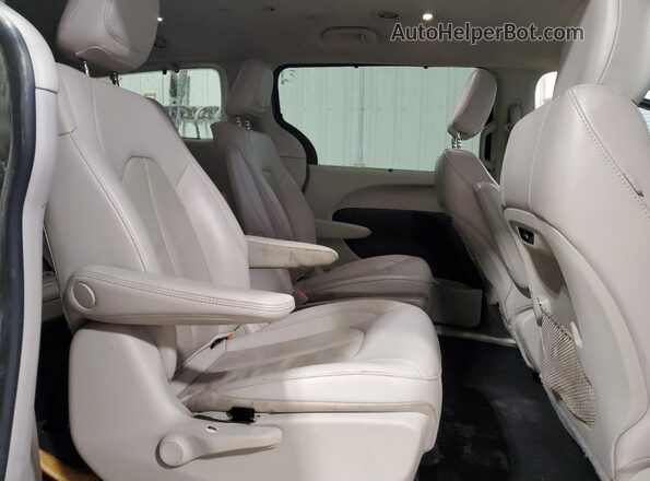 2C4RC1L78MR603013 2021 CHRYSLER PACIFICA Серый Вид задней части салона