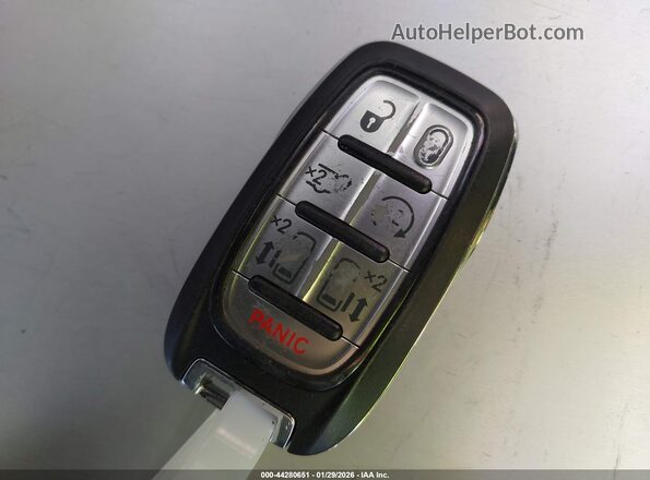 2C4RC1S71PR543792 2023 CHRYSLER PACIFICA Black Vista del salpicadero