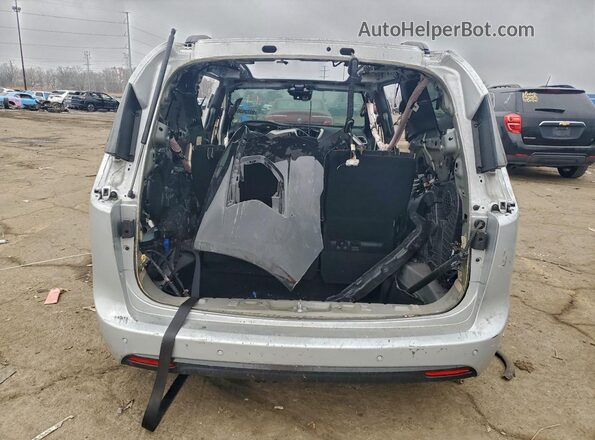 2C4RC3GG1PR556479 2023 CHRYSLER PACIFICA Серебряный 