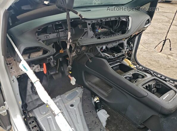 2C4RC3GG1PR556479 2023 CHRYSLER PACIFICA Серебряный 