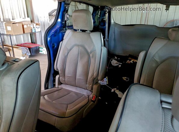 2C4RC3GG2MR523325 2021 CHRYSLER PACIFICA Blue უკანა სავარძლების ხედი