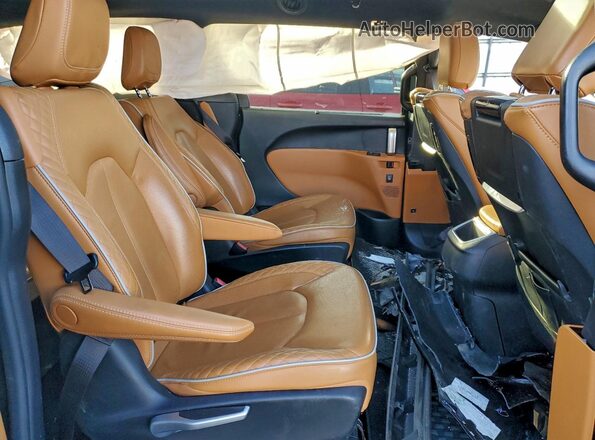2C4RC3PG9NR180367 2022 CHRYSLER PACIFICA Черный Вид задней части салона