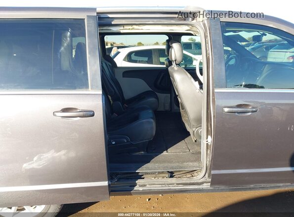 2C4RDGCG8JR134162 2018 DODGE GRAND CARAVAN Black VIN sticker view