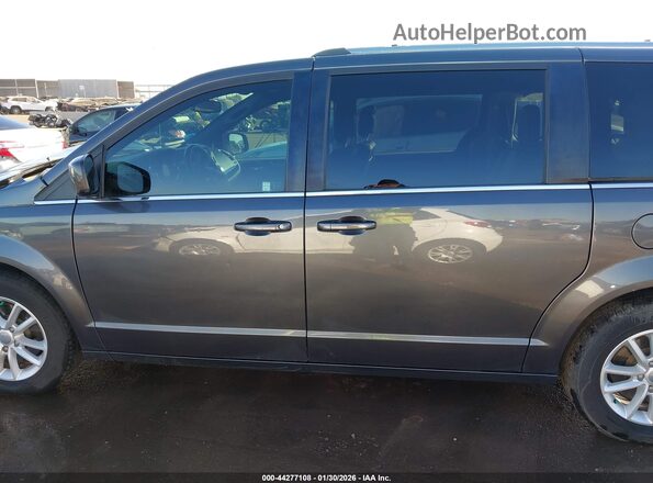 2C4RDGCG8JR134162 2018 DODGE GRAND CARAVAN Black 