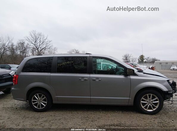 2C4RDGCG9JR210245 2018 DODGE GRAND CARAVAN Silver Rear interior view