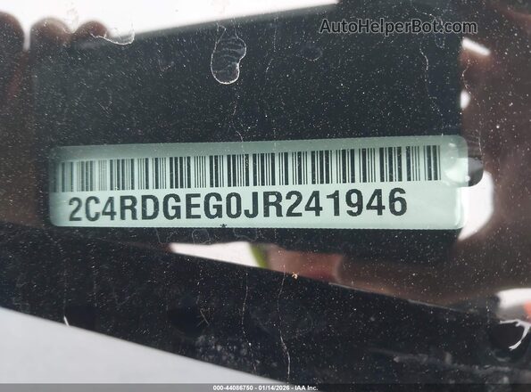 2C4RDGEG0JR241946 2018 DODGE GRAND CARAVAN White 