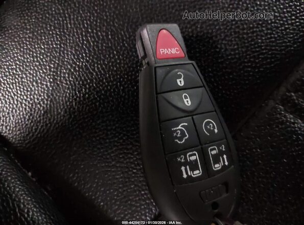 2C4RDGEG5LR173937 2020 DODGE GRAND CARAVAN White Dashboard view