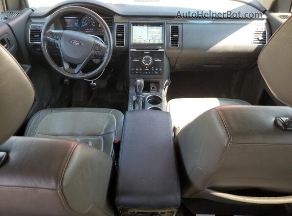 2FMHK6D80GBA03405 2016 FORD FLEX Red Widok deski rozdzielczej