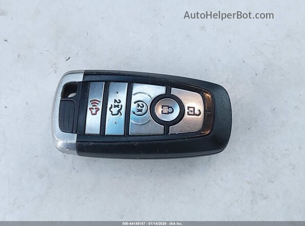 2FMPK3J96HBB19457 2017 FORD EDGE Champagne 