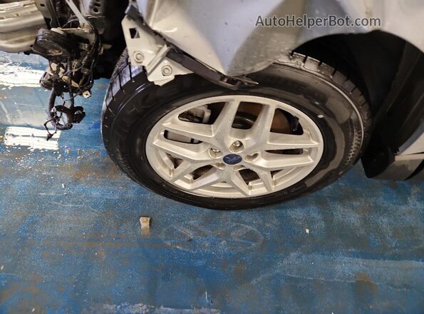 2FMPK4J92NBA71019 2022 FORD EDGE Silver 
