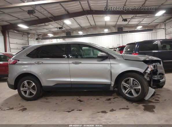 2FMPK4J93PBA12368 2023 FORD EDGE Silver Widok wnętrza 360 stopni