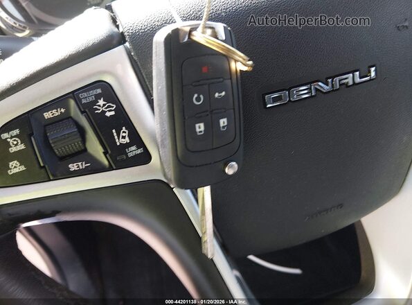 2GKALREK5G6316025 2016 GMC TERRAIN Silver Widok deski rozdzielczej