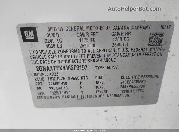 2GNAXTEX4J6209197 2018 CHEVROLET EQUINOX White Widok komory silnika