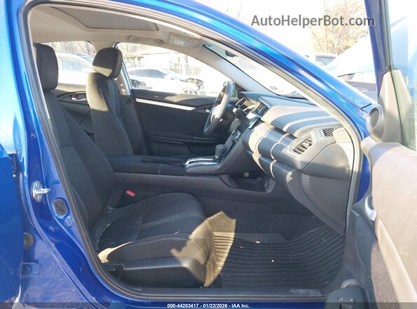 2HGFC2F74JH587920 2018 HONDA CIVIC Blue წინა სალონის ხედი