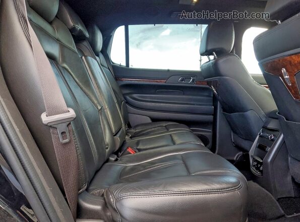 2LMHJ5NK5KBL04529 2019 LINCOLN MKT Black Вид задньої частини салону