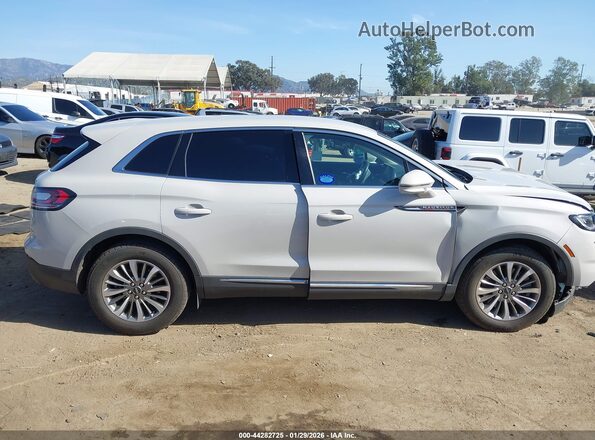 2LMPJ6J96NBL17623 2022 LINCOLN NAUTILUS White 