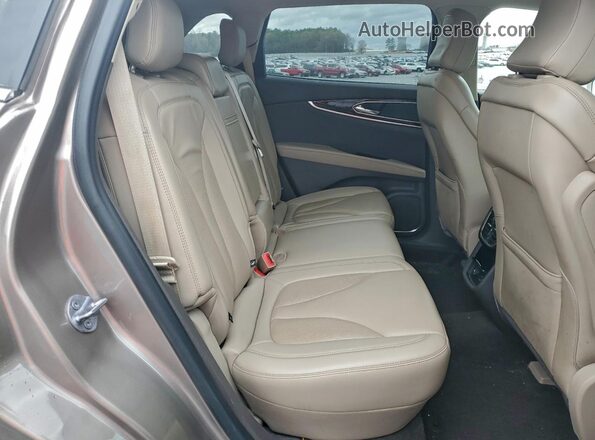 2LMPJ6J99MBL02466 2021 LINCOLN NAUTILUS Tan უკანა სალონის ხედი