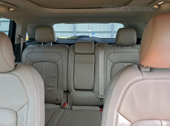 2LMPJ6K98MBL07155 2021 LINCOLN NAUTILUS Green 