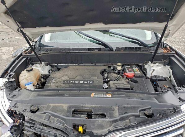 2LMPJ6LR7HBL31628 2017 LINCOLN MKX White ძრავის განყოფილების ხედი