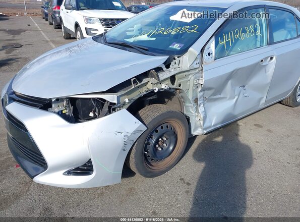 2T1BURHE8HC814481 2017 TOYOTA LL Silver წინა ხედი