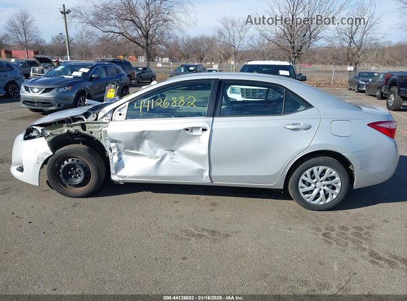 2T1BURHE8HC814481 2017 TOYOTA LL Silver სალონის 360-გრადუსიანი ხედი