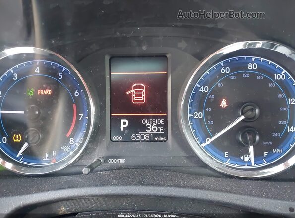 2T1BURHEXKC126747 2019 TOYOTA LL Серебряный Вид задних сидений