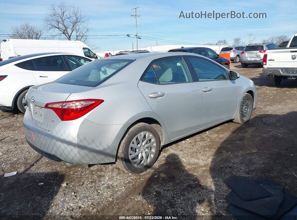 2T1BURHEXKC126747 2019 TOYOTA LL Серебряный Задняя правая четверть