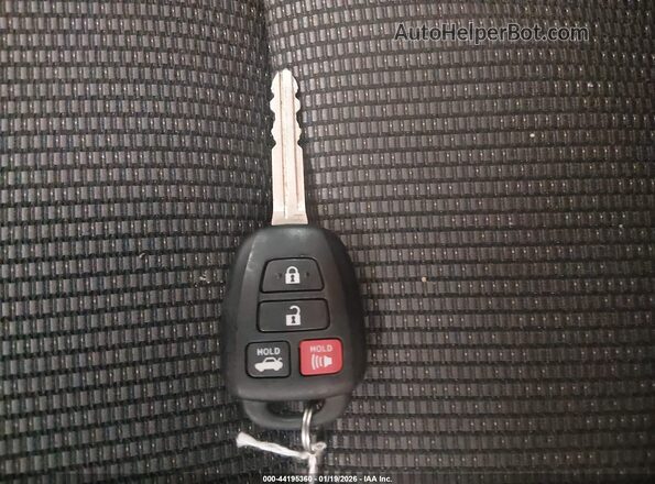 2T1BURHEXKC131074 2019 TOYOTA LL Blue წინა პანელის ხედი
