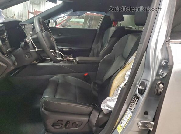 2T2BAMCA1RC050776 2024 LEXUS RX Silver Вид салону спереду