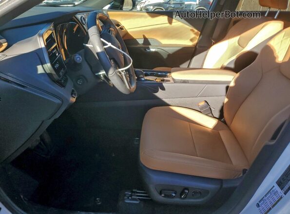 2T2BBMCA0RC062432 2024 LEXUS RX Белый Вид салона спереди
