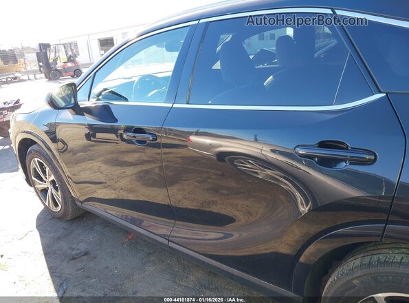 2T2BBMCA2PC010460 2023 LEXUS RX 350H Black 360 interior view