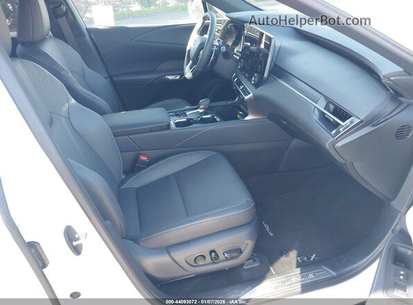 2T2BBMCA4SC097383 2025 LEXUS RX 350H White Widok wnętrza z przodu