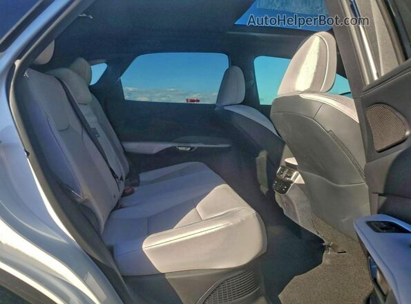 2T2BBMCA9TC112185 2026 LEXUS RX White Widok tylnych siedzeń
