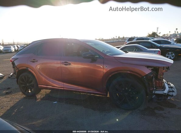 2T2BCMEA0RC013404 2024 LEXUS RX 500H Orange Widok wnętrza 360 stopni